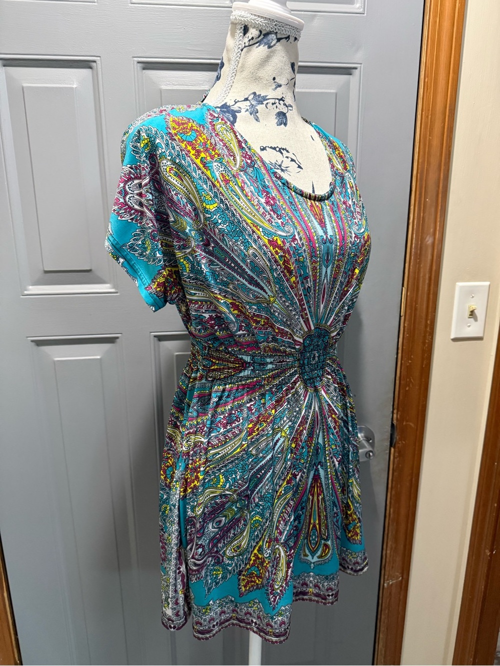 Vibrant Turquoise Paisley Pattern Short Dress/beach cover (medium)